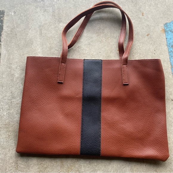 Vince Camuto Handbags - Vince Camuto Brown and Black Leather Tote Bag